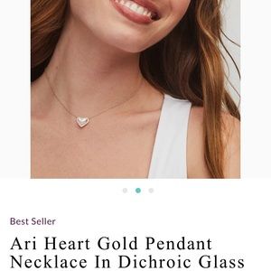 COPY - NWOT KENDRA SCOTT - Gold Ari Heart Pendant Necklace